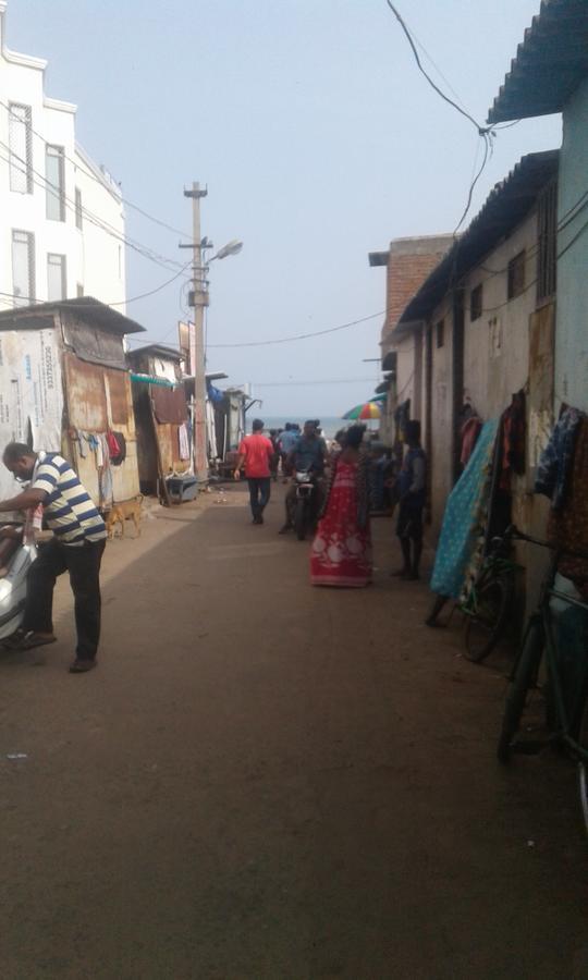 Hotel Swarg Puri Exterior photo